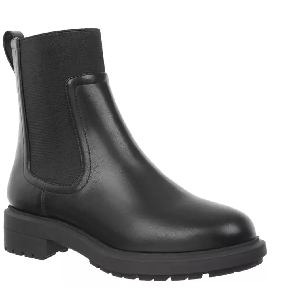 On 34th Women's Tackoma Lug Sole Booties Size 9 MSRP $90